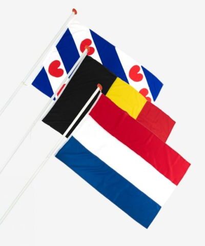 Fahnen Lassen Sie die Firmen, Büros und Messestände Ihrer Kunden auffallen. Entdecken Sie unser Sortiment  an Flaggen und die Auswahl an Zubehör.